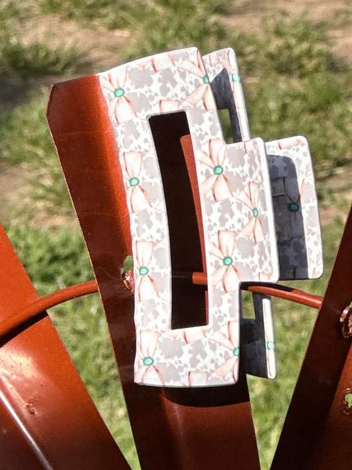 Large printed claw clips