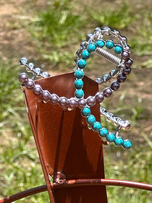 Small turquoise/pearl hair clip
